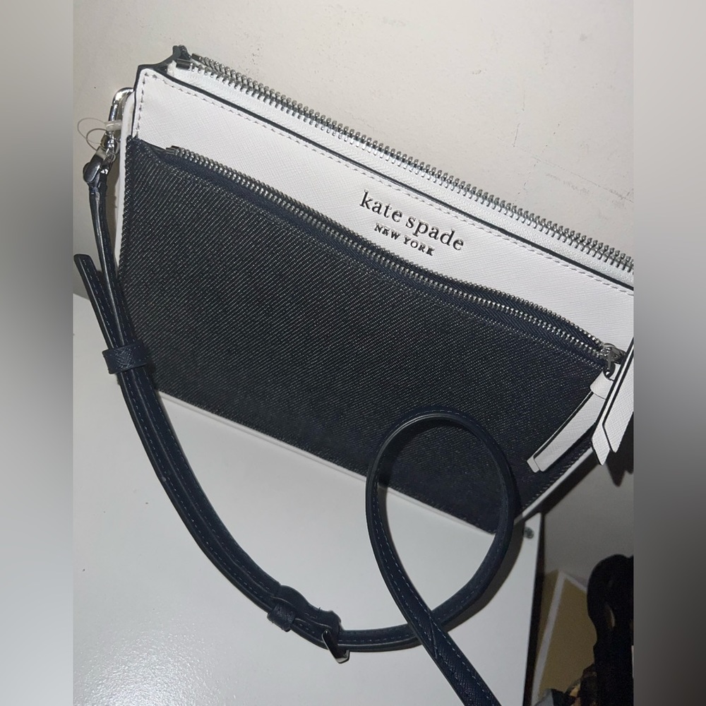 Kate spade ♠️ crossbody with matching wallet!!